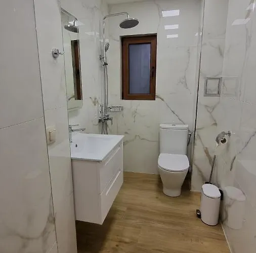 Gogemi ゲストハウス バンスコ